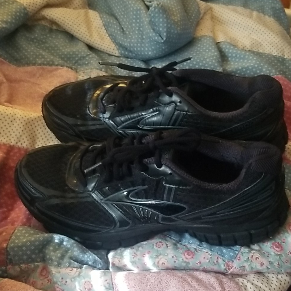 Brooks shoes
